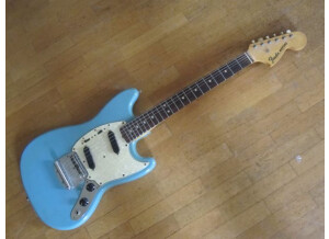 Fender MUSTANG 1967