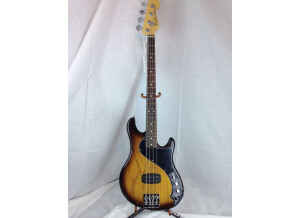 Fender American Deluxe Dimension Bass IV (67554)