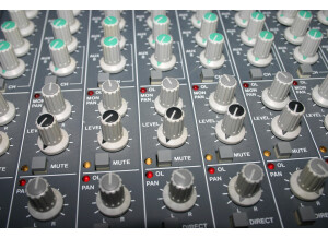 Tascam M-2600 MkII (34083)