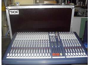 Soundcraft LX7II 24/4/3