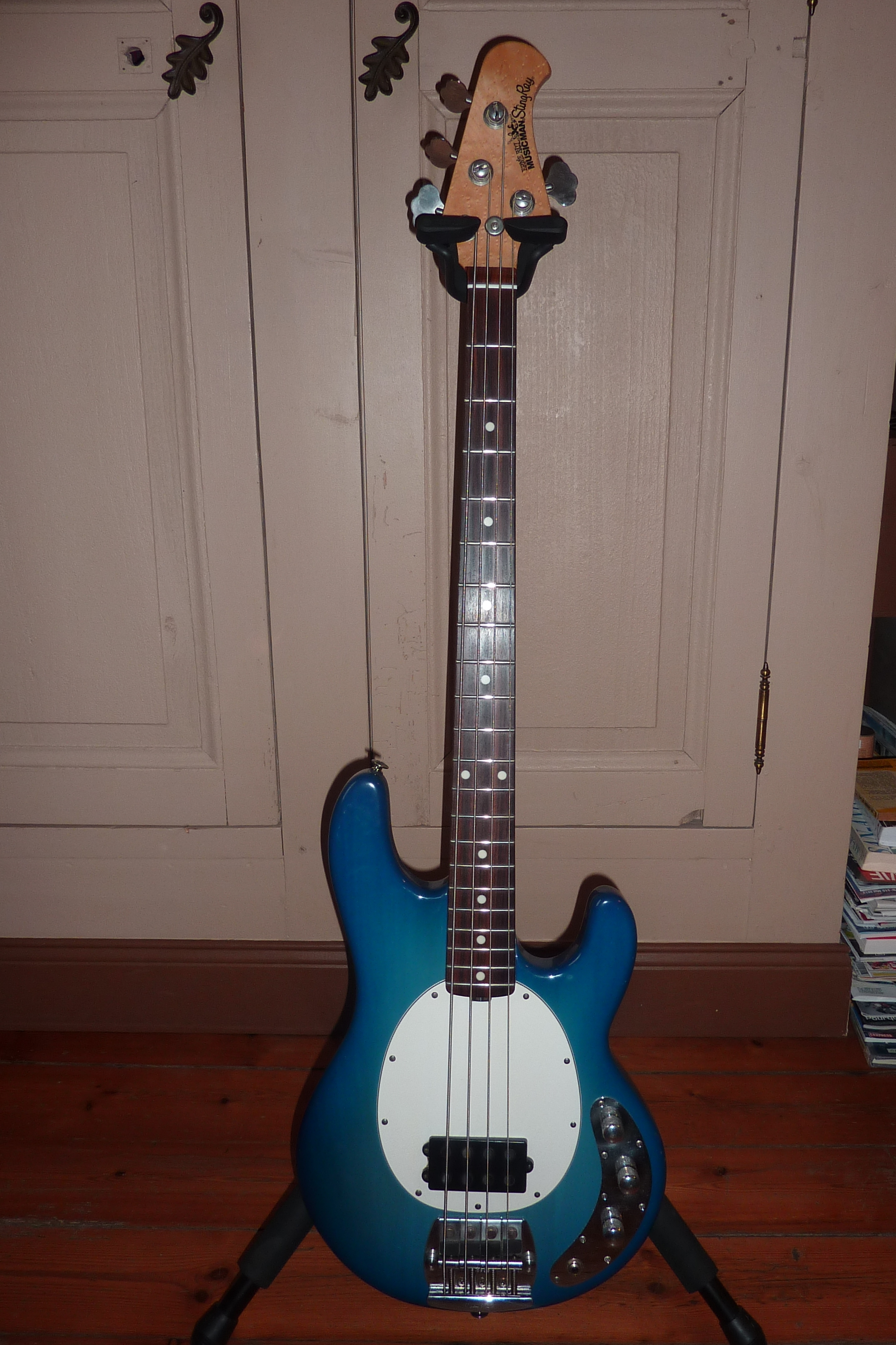 Music Man StingRay 4