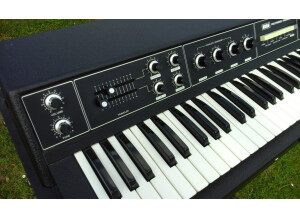 Korg Pe-1000 (27386)