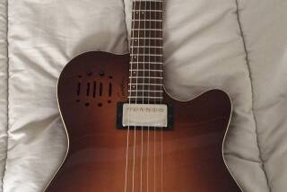 Godin A6 Ultra
