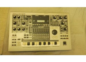 Roland MC-505 (79906)