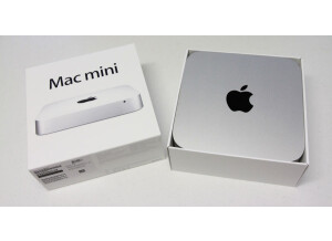 Apple Mac Mini 2011 unboxing 02