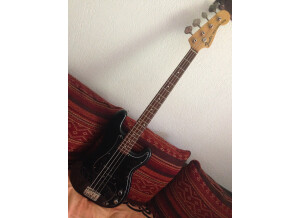 Fender Precision Bass Japan (68778)