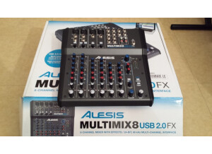 Alesis MultiMix 8 USB FX (67906)