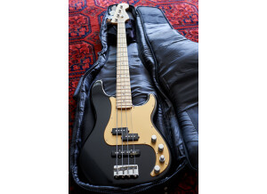 Fender Deluxe Active P Bass Special [2005-2015] (5420)