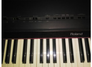 Roland HP800