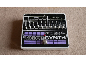 Electro-Harmonix Micro Synth (723)