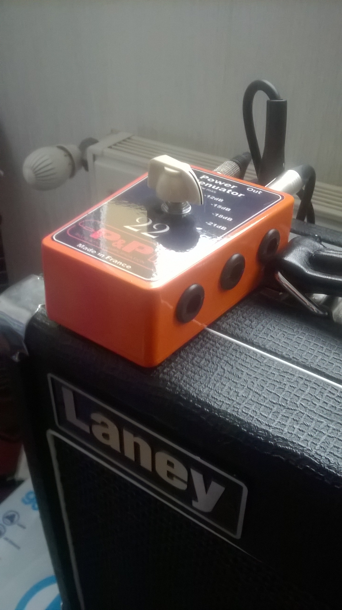 Plug & Play Amplification Power Attenuator 22