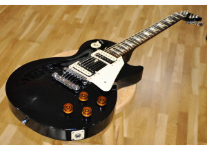 Gibson Les Paul Studio - Ebony w/ Chrome Hardware (12132)
