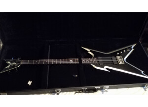 Dean Guitars RAZORBACK BASS (98511)