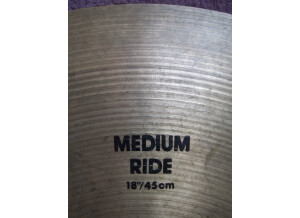 Zildjian Avedis Medium Ride 18"