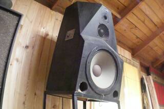 Genelec 1024