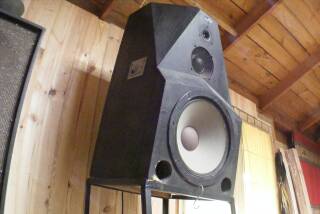 Genelec 1024