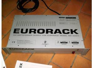 Behringer Eurorack MX3242X (87570)