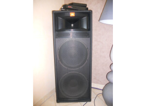 JBL TR 225