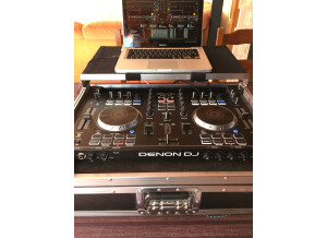 Denon DJ MC4000 (69059)