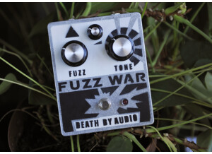 Death By Audio Fuzz War (51369)