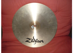 Zildjian Avedis Medium Thin Crash 17\'\'