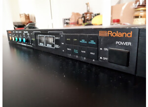 Roland SDE-2500 (79747)