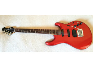 Music Man Luke (Vintage Tremolo) (9405)