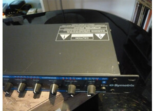 Symetrix 425 (36977)