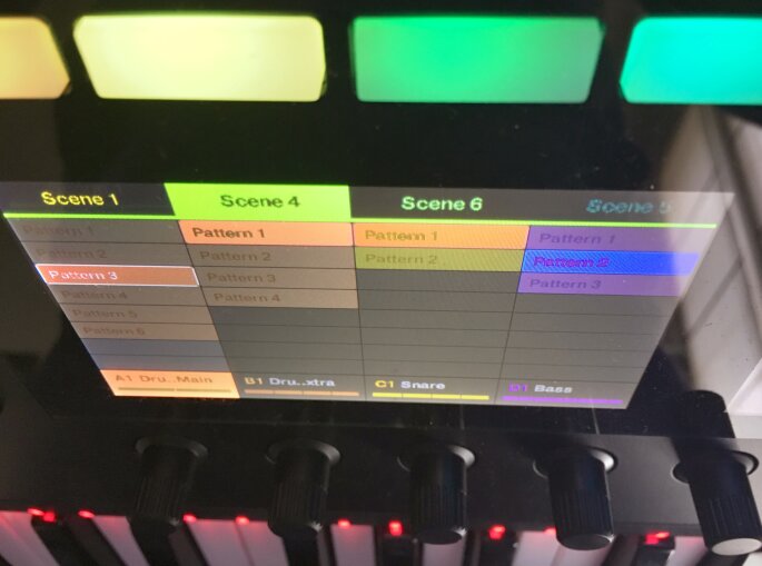 Native Instruments Komplete Kontrol S49 mk2 : scene Native Instruments Komplete Kontrol S49 mk2 : scene