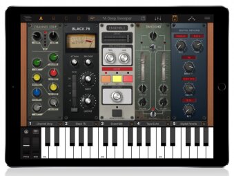 ikc L sy ipadpro fx rack01 ikc L sy ipadpro fx rack01
