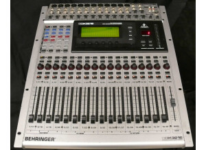 Behringer DDX3216 (83348)