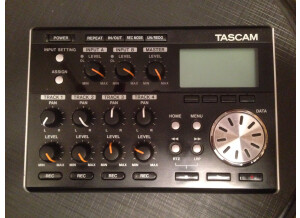 Tascam DP-004 (64259)