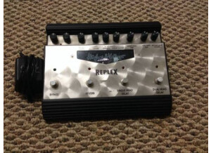 Hughes & Kettner Replex (9905)