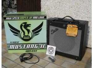 Fender Mustang II (10018)