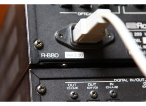 Roland R-880 (23867)