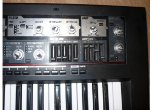 Roland SH-201 (38728)