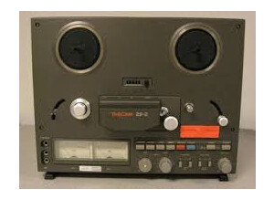 Tascam 22-2 (70893)