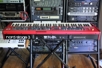 Clavia Nord Stage 3 HP76 : NS3 2tof 14.JPG Clavia Nord Stage 3 HP76 : NS3 2tof 14.JPG