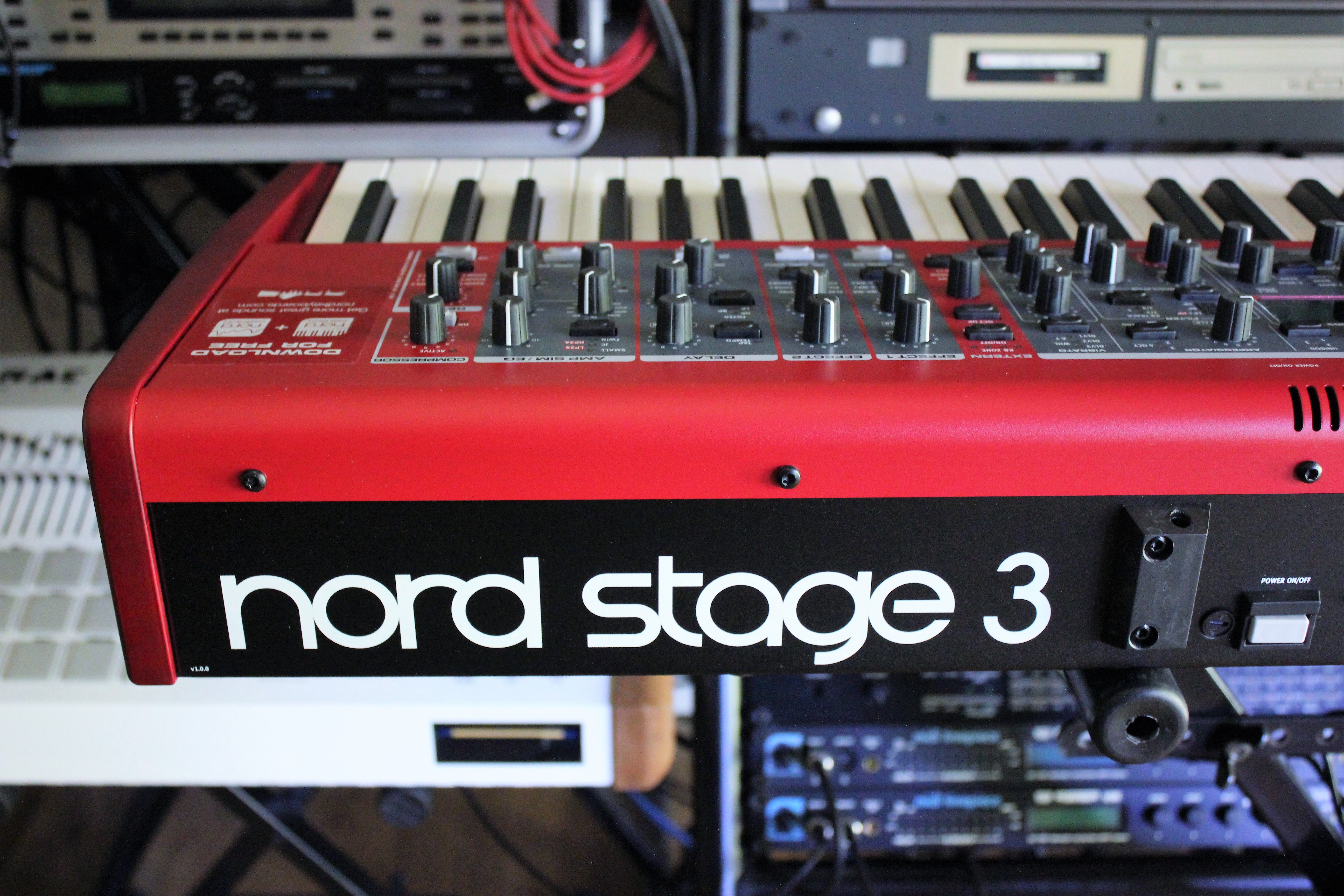 Clavia Nord Stage 3 HP76 : NS3 2tof 15.JPG