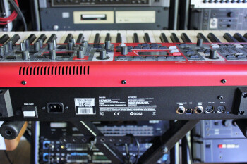 Clavia Nord Stage 3 HP76 : NS3 2tof 16.JPG Clavia Nord Stage 3 HP76 : NS3 2tof 16.JPG