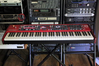 Clavia Nord Stage 3 HP76 : NS3 2tof 02.JPG Clavia Nord Stage 3 HP76 : NS3 2tof 02.JPG