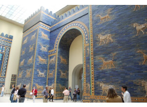 Babylone Porte d Ishtar Pergamonmuseum Berlin  2  copie 1