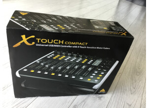 Behringer X-Touch Compact (86024)