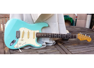 Fender Statocaster Japan 60 a2