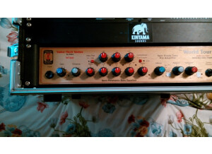 WT800 1