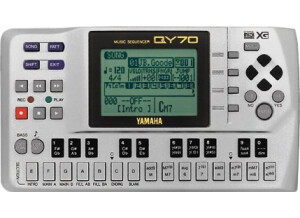 Yamaha QY70 (45311)