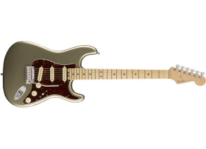 Fender American Elite Stratocaster - Champagne w/ Maple