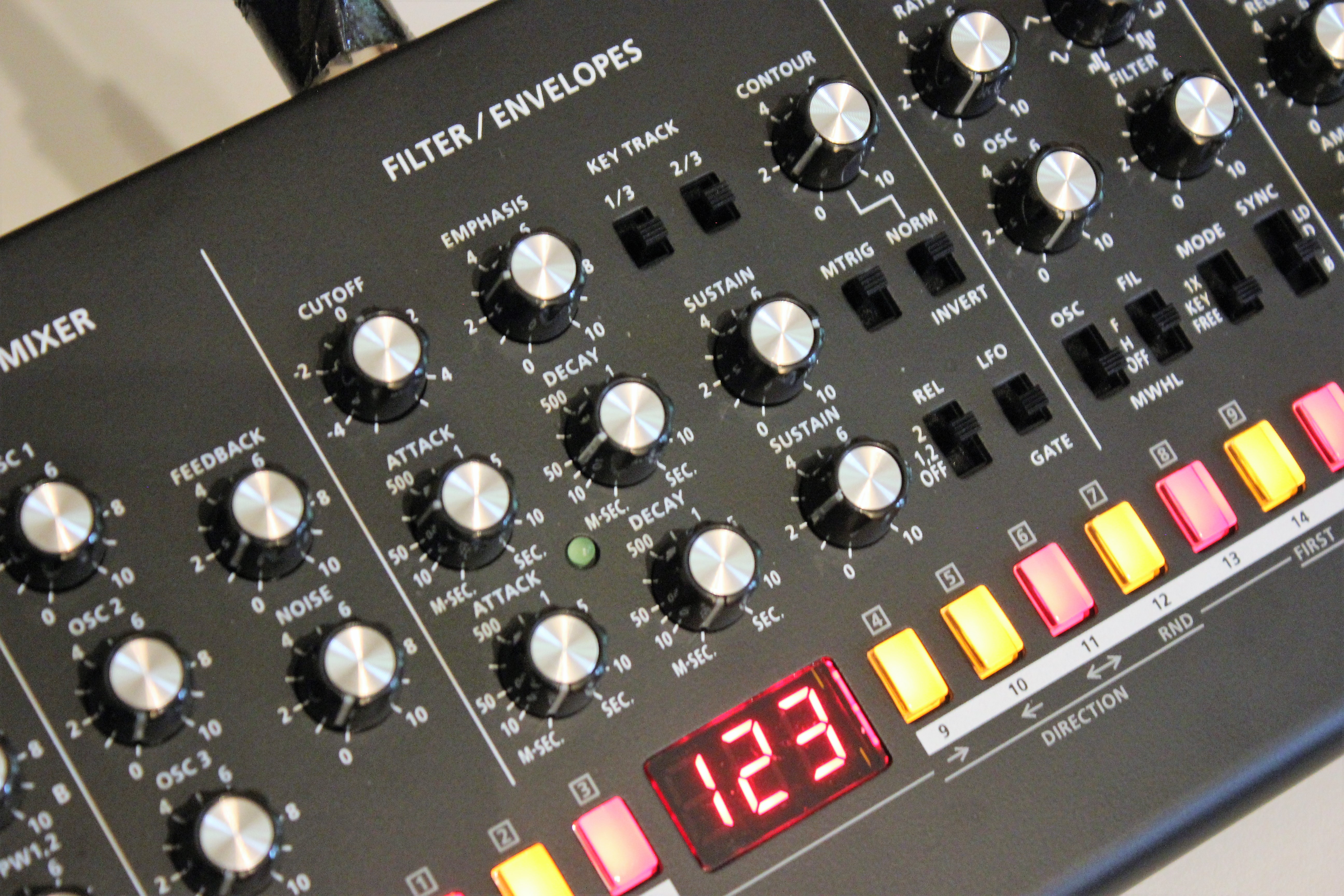 Roland SE-02 : SE 02 2tof 08.JPG