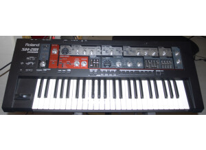 Roland SH-201 (39963)