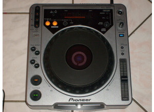Pioneer CDJ-800 (95708)